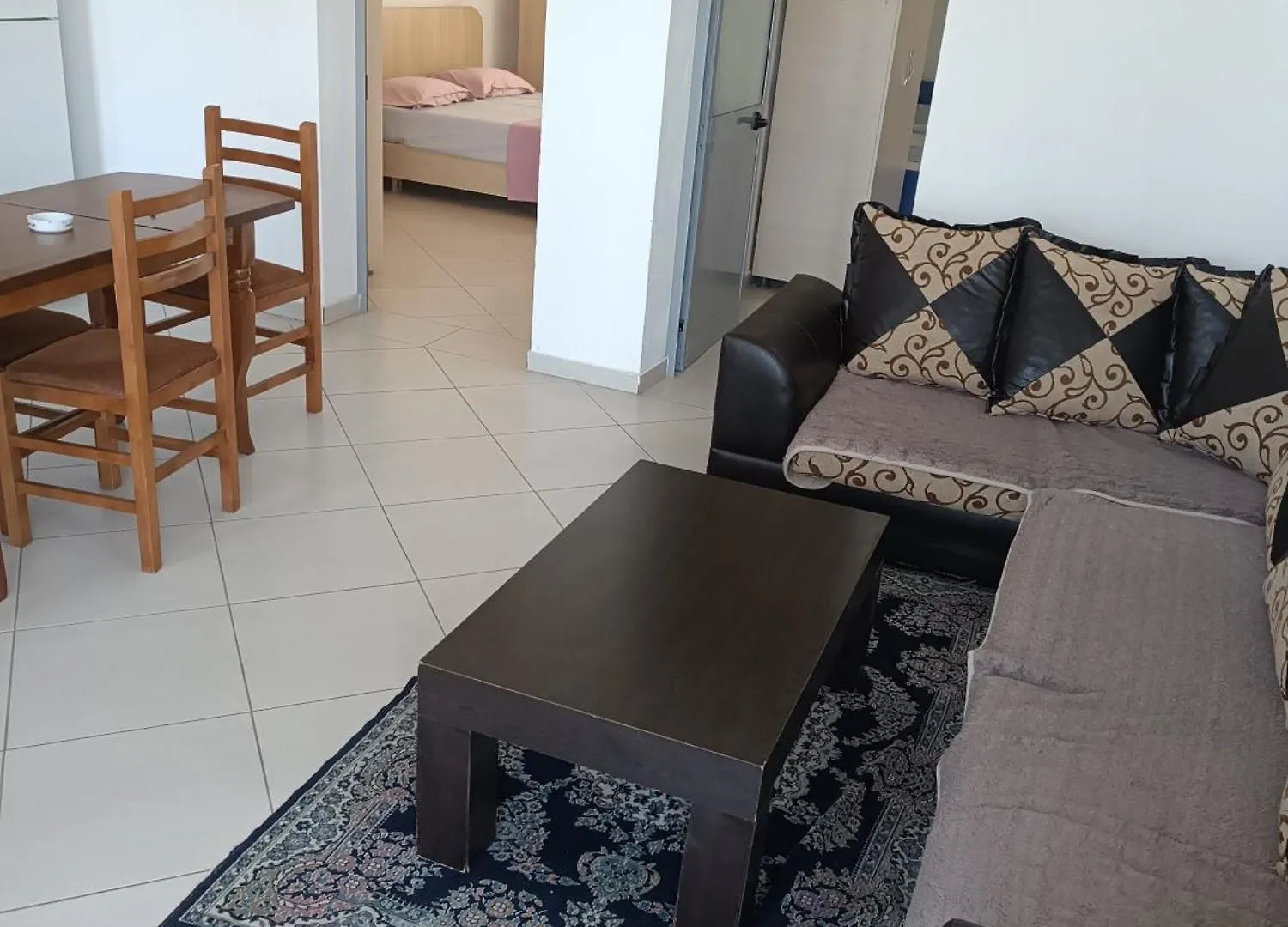 Hotel Luli Baks-Rrjoll Arnavutluk